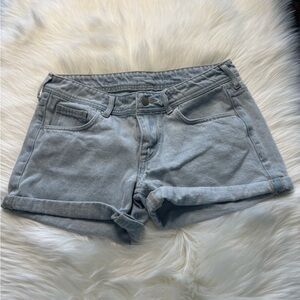 H&M Skinny Low Waist Denim Shorts